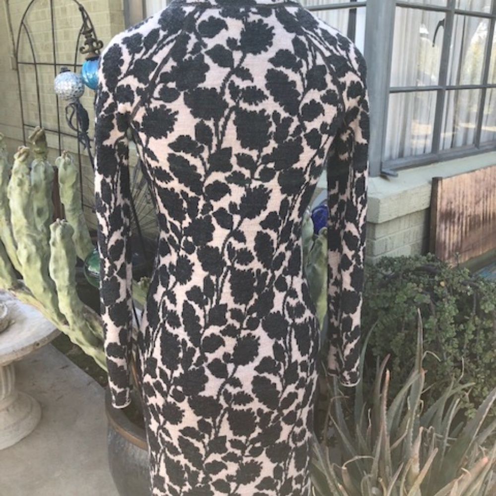 Women's Loft Ann Taylor Dark Charcoal and Tan Knit Dress XS - Picture 3 of 13